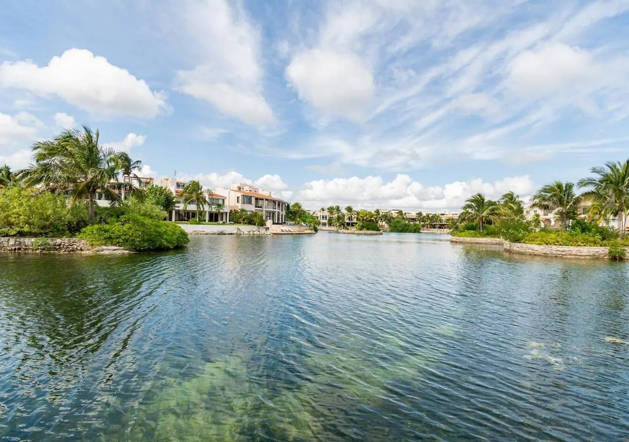 Appartement Exclusive, Lagoon Front, 2 Min Beach, Groundfloor, Grill & Paddelboard Puerto Aventuras